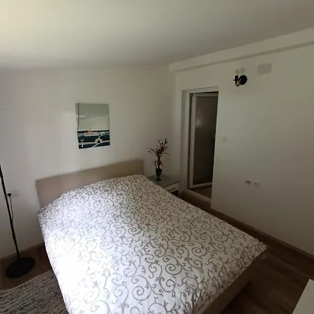 Quince Gradac شقة *