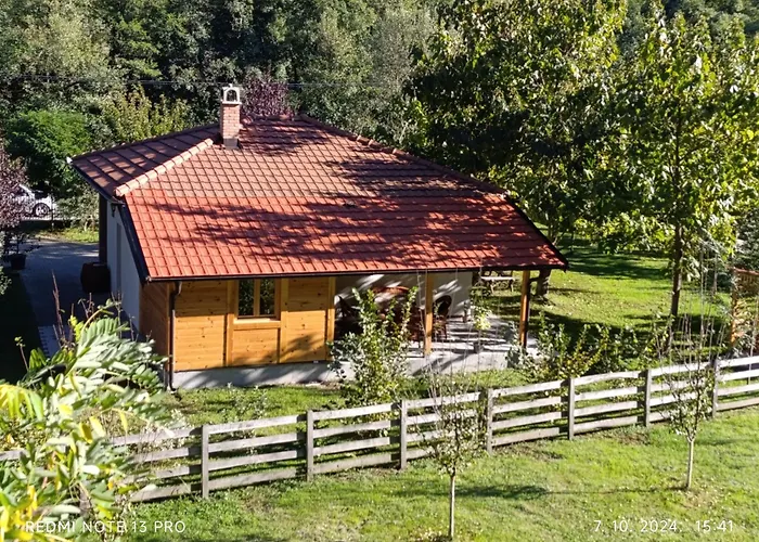 Quince Gradac Apartament