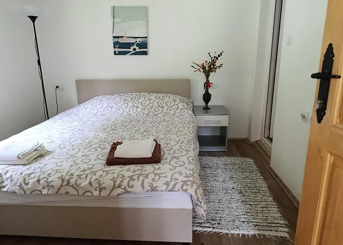 Apartament Quince Gradac *